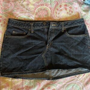 Wild Fable Y2K Dark Wash Mini Skirt🐾